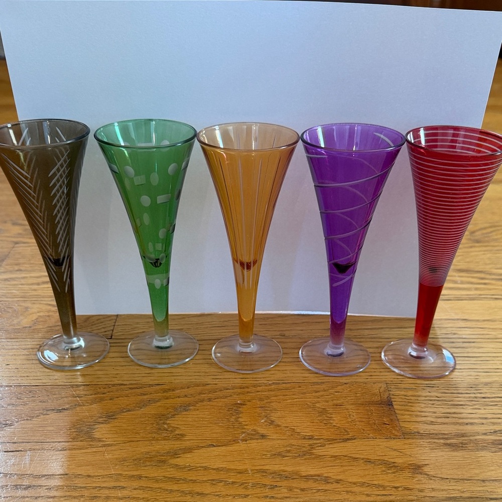 Vintage Etched Colorful Patterned Glasses Approx 6.5 inches tall 2.5 in width